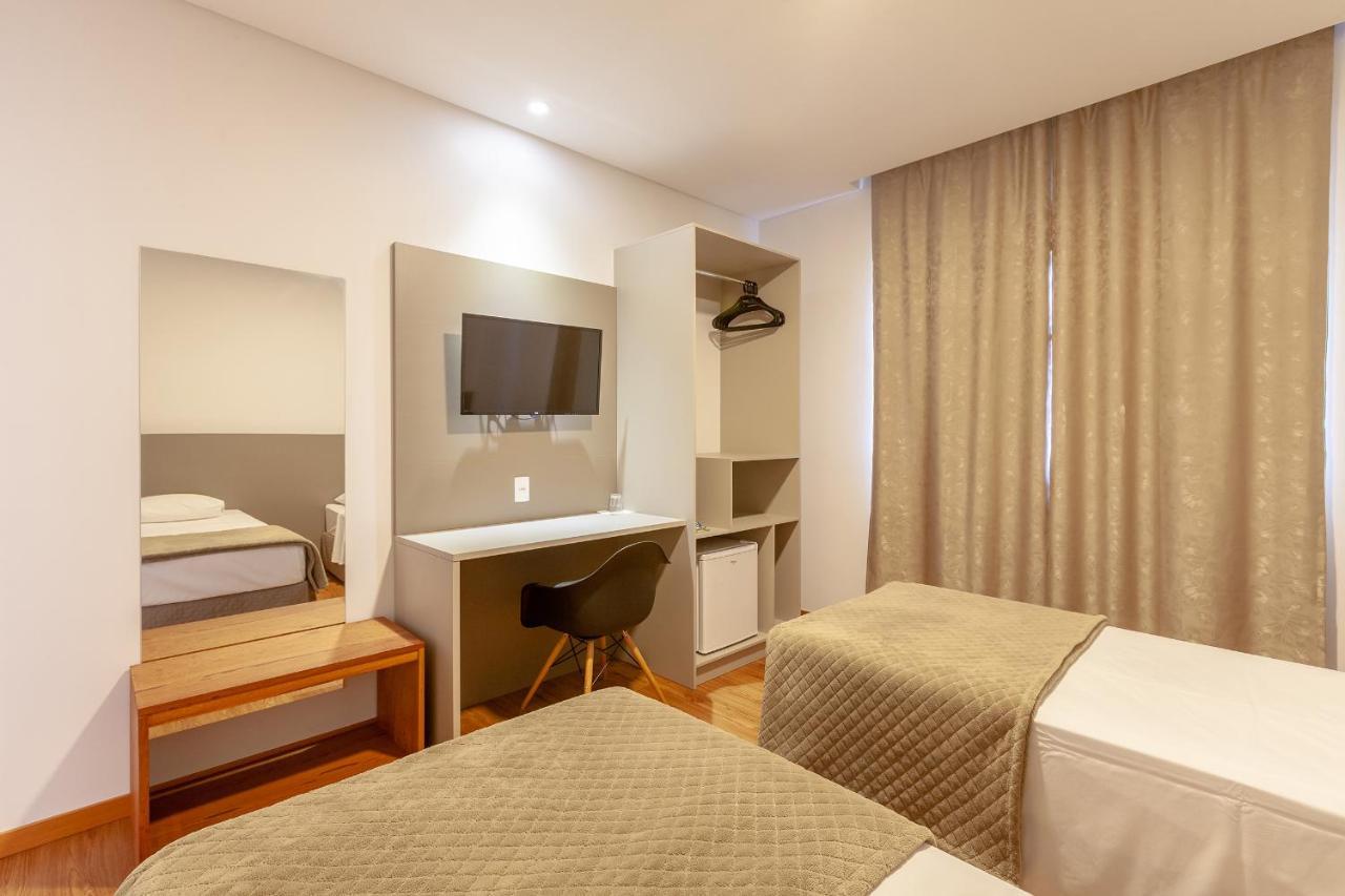 Tri Hotel Sao Joao Batista Esterno foto