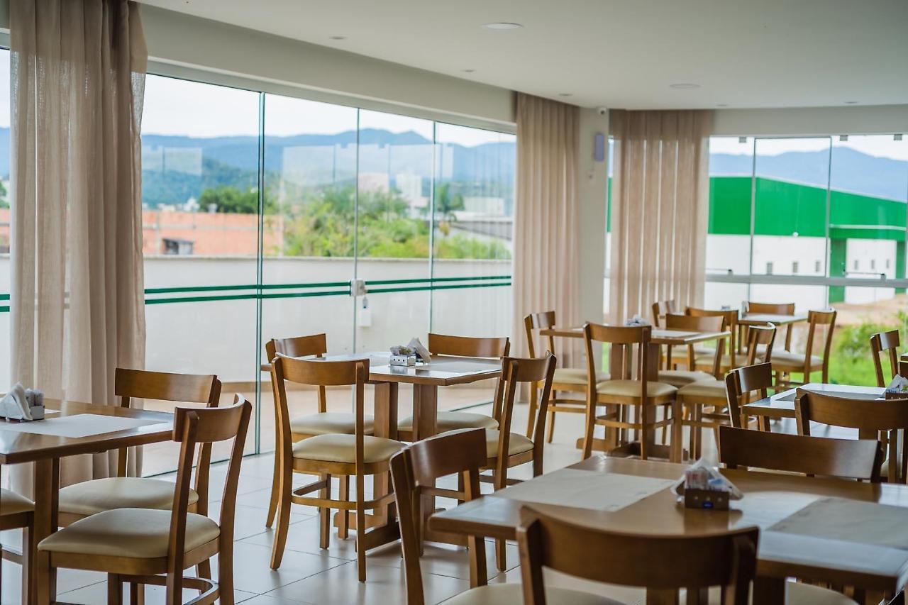 Tri Hotel Sao Joao Batista Esterno foto
