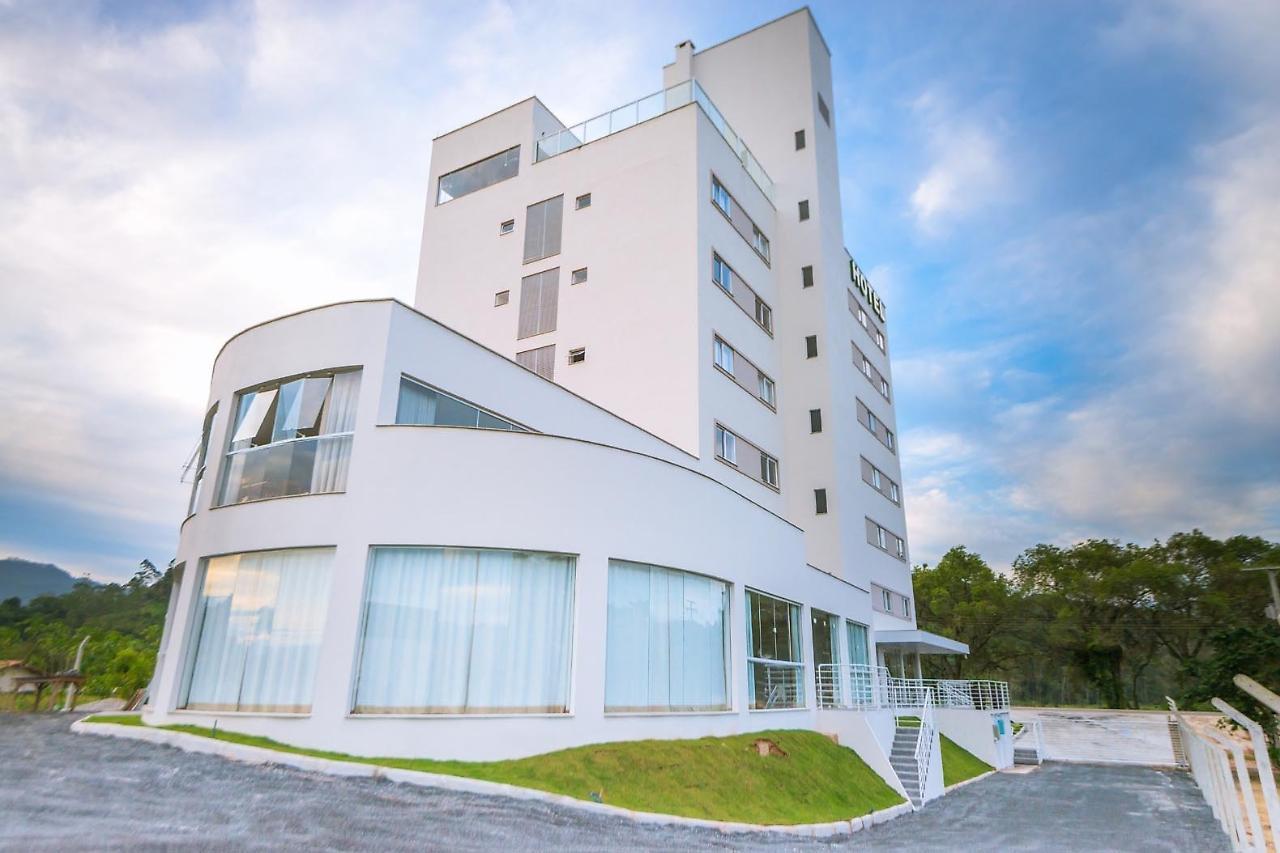 Tri Hotel Sao Joao Batista Esterno foto