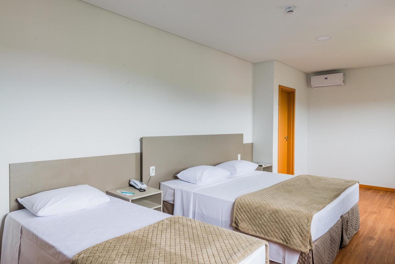 Tri Hotel Sao Joao Batista Esterno foto