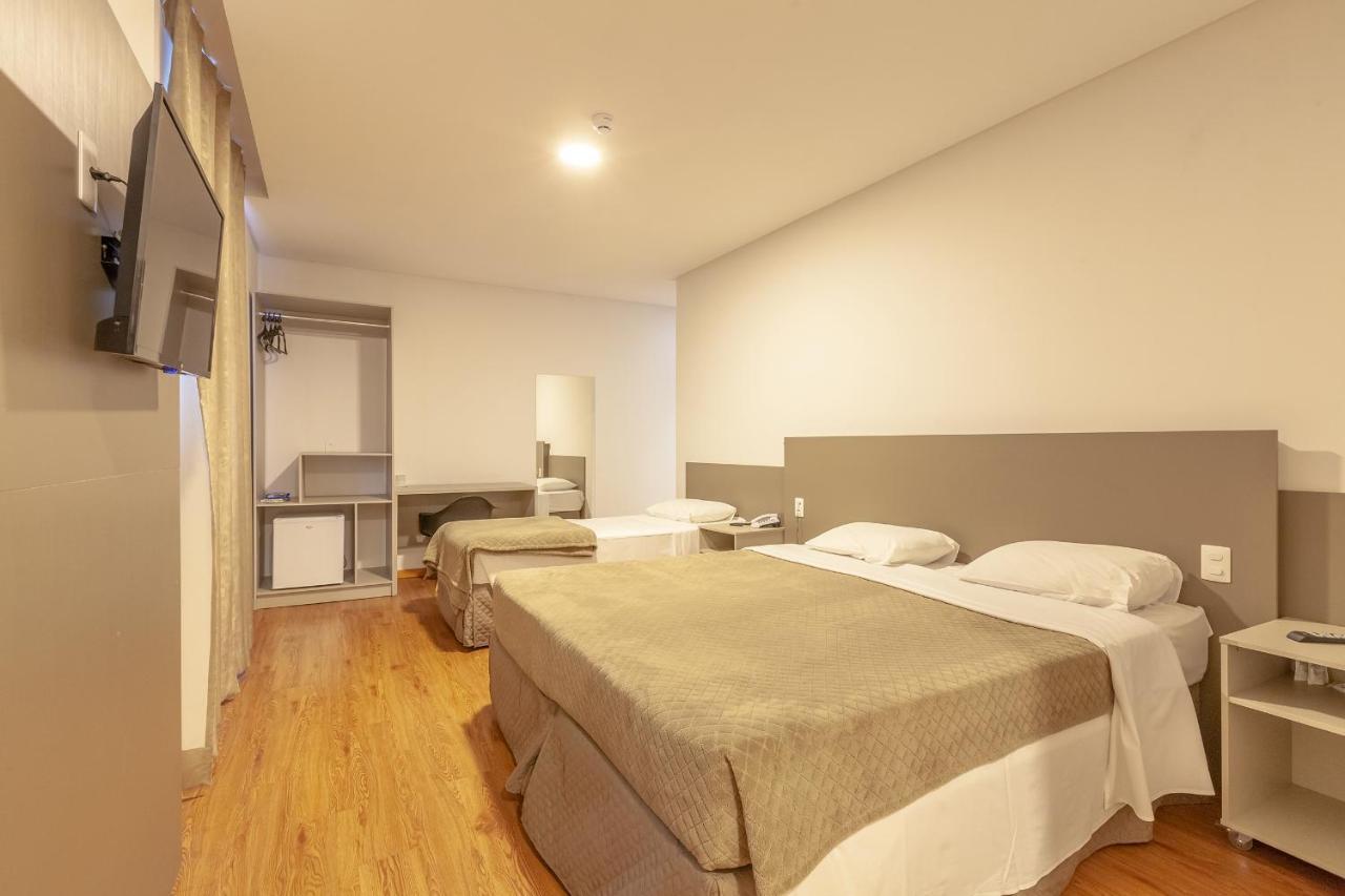 Tri Hotel Sao Joao Batista Esterno foto